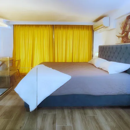 Apartment Vibe In Historic Center Athens