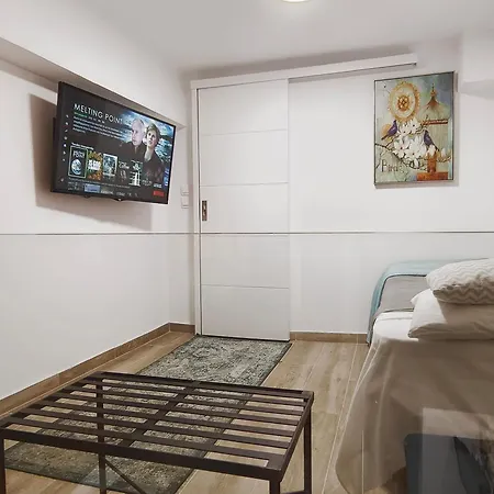 Vibe In Historic Center Apartment